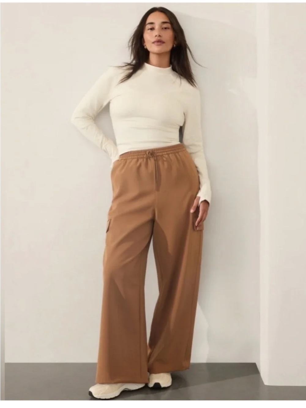 NWT Athleta Promenade Cargo Pants